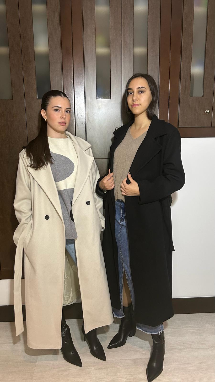 Abrigo Clásico Belted Black