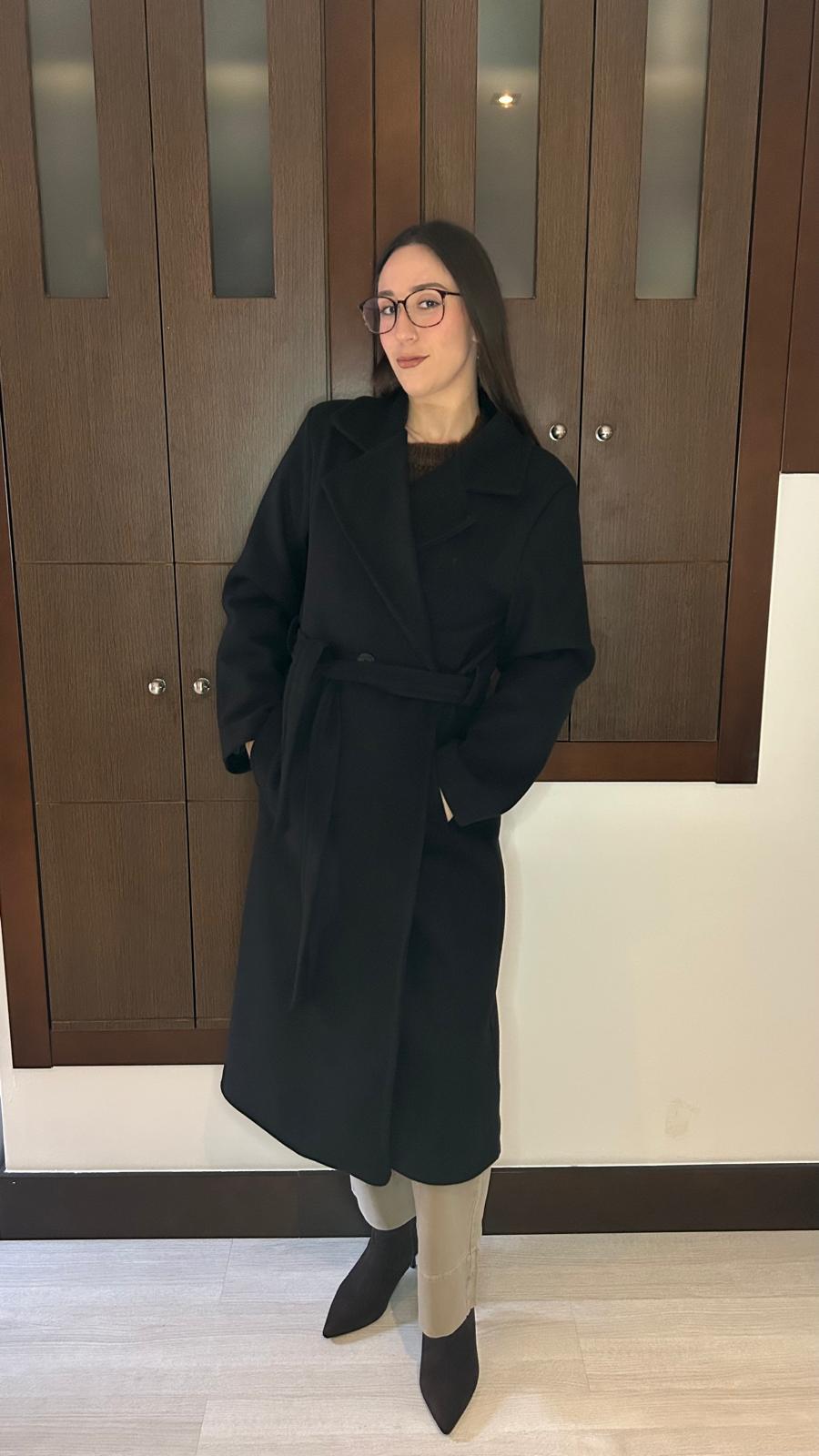 Abrigo Clásico Belted Black