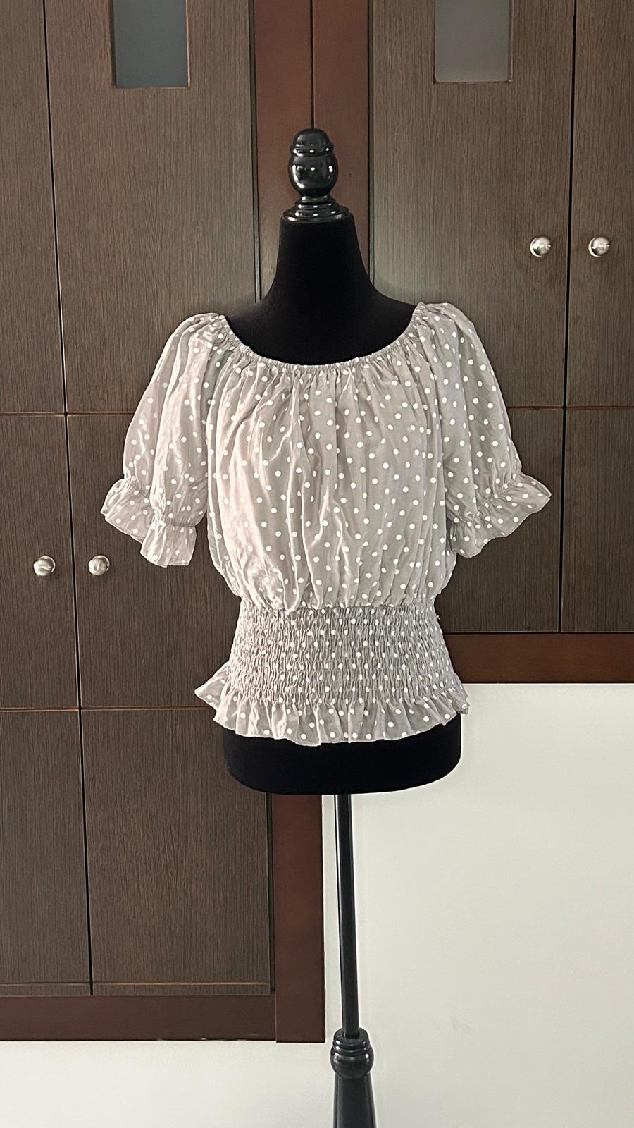 BLUSA NIDO DE ABEJA