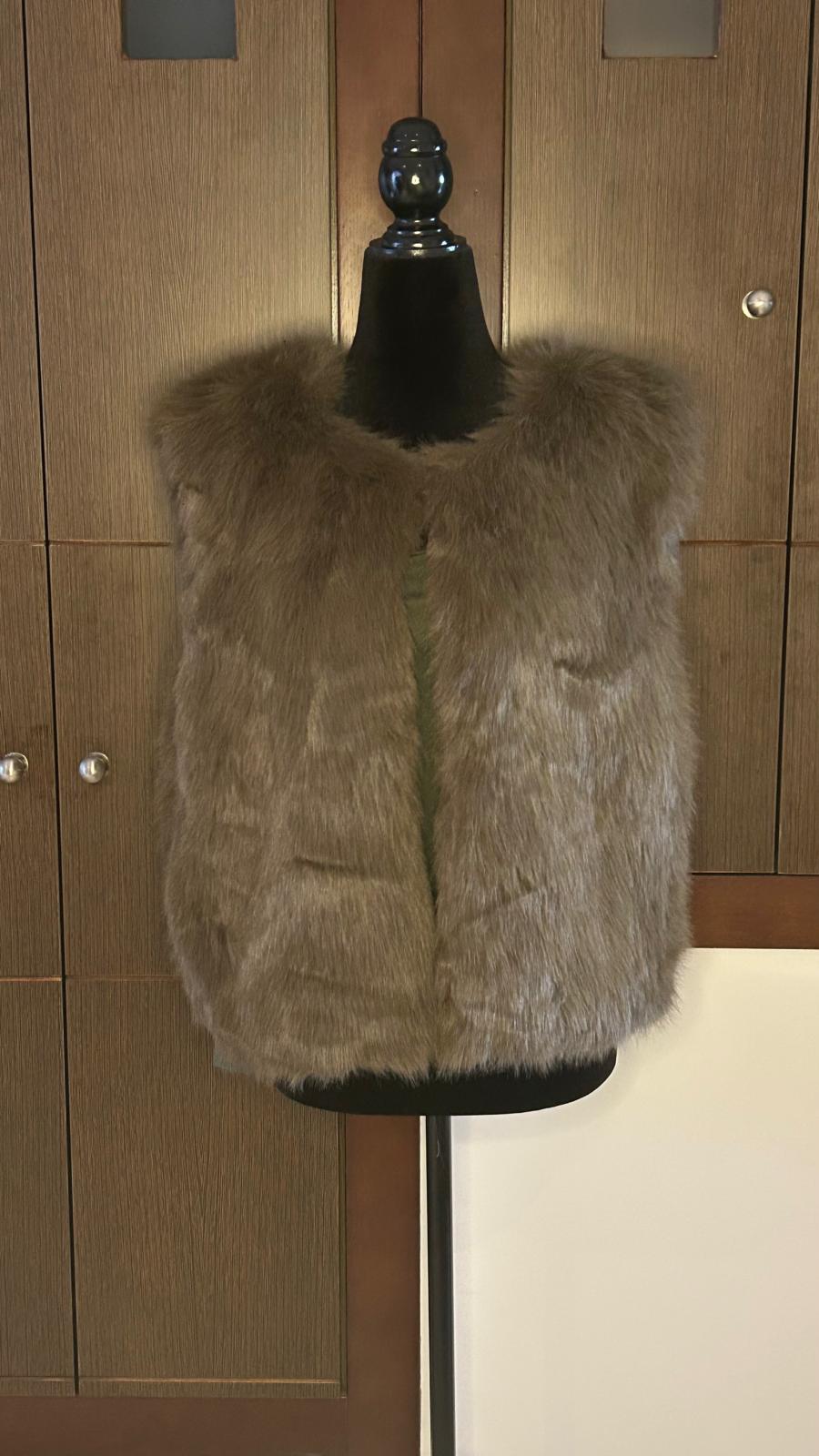 Chaleco de pelo sintético