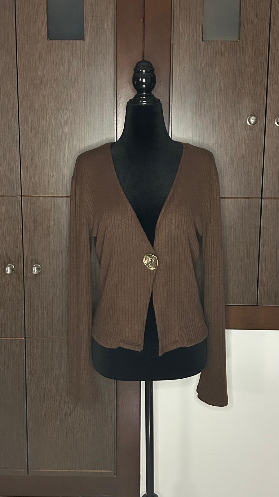 Chaqueta Botón Dorado