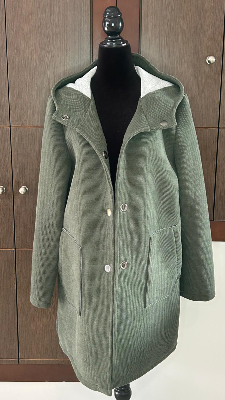 Chaqueta Forrada Capucha
