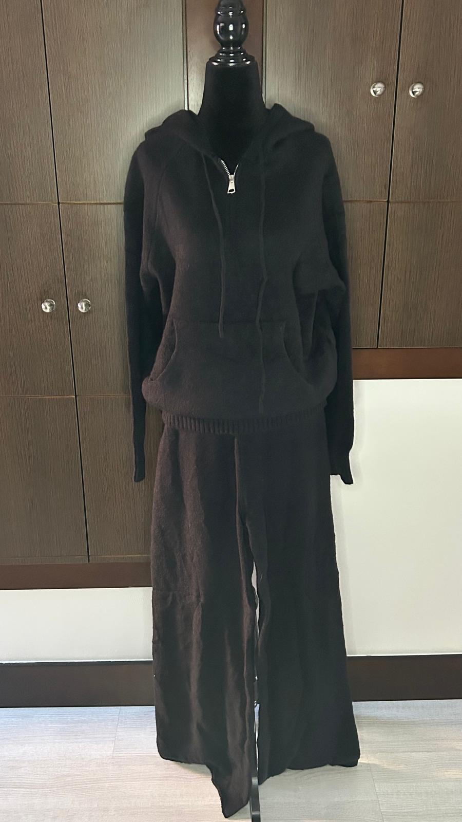 Conjunto Punto Con Capucha